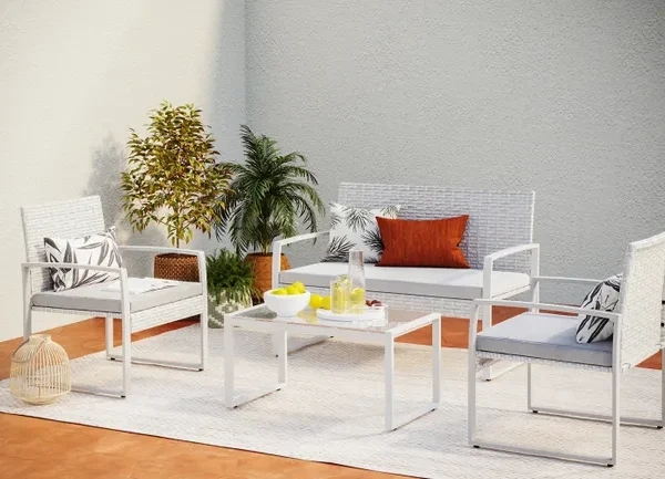 Set di mobili da giardino bassi ESNA a 4 posti in resina intrecciata